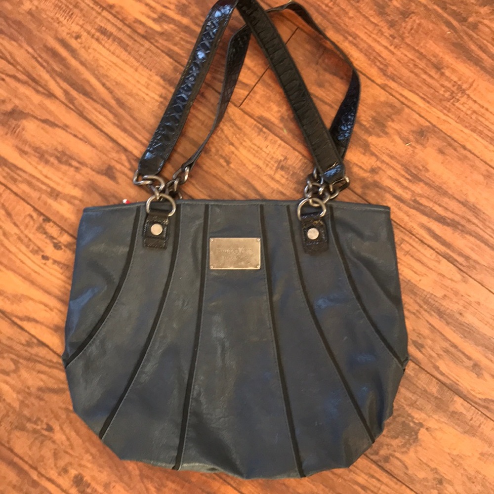simply Vera Wang purse